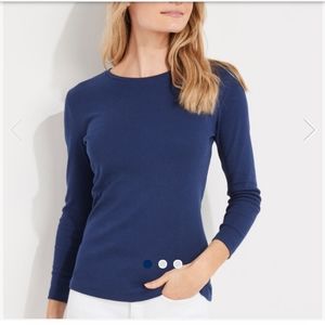 Vineyard Vines simple T shirt